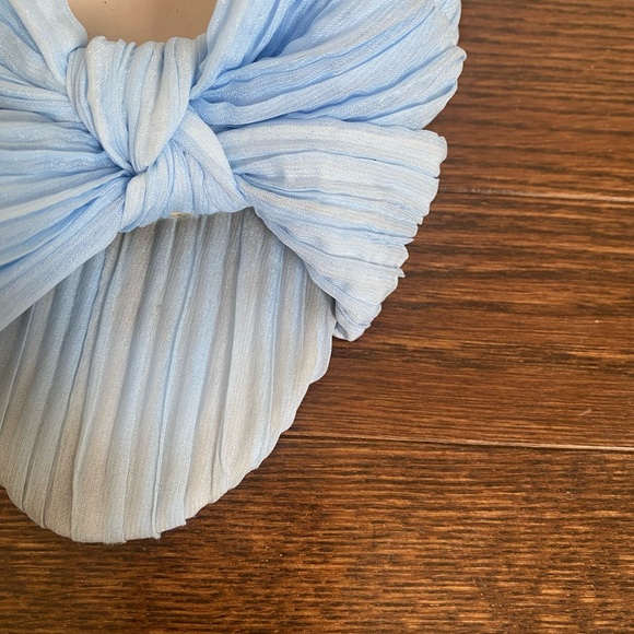 Blue Bow Sandals (perfect for wedding shoe) - Picture 4 of 5